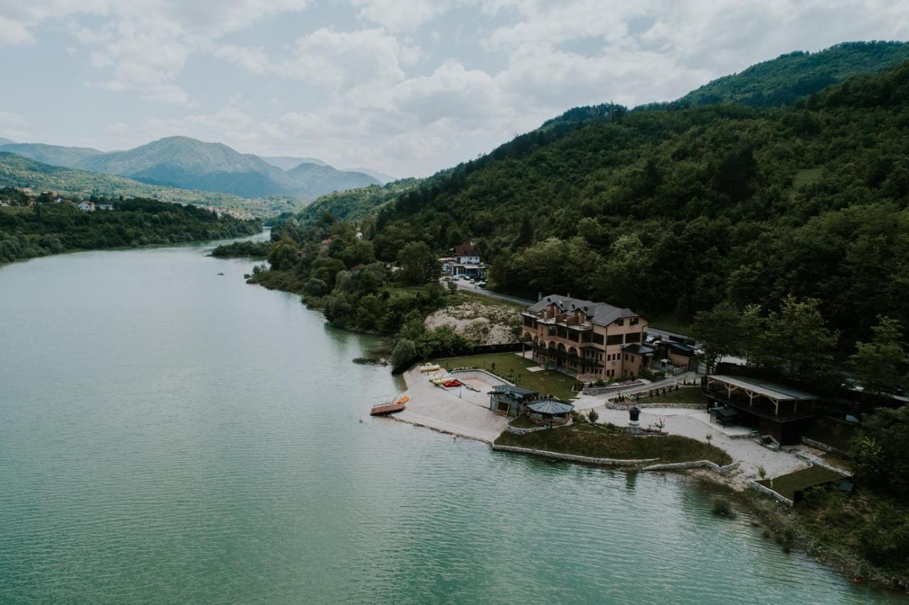 Hotel Noor Konjic Exterior foto