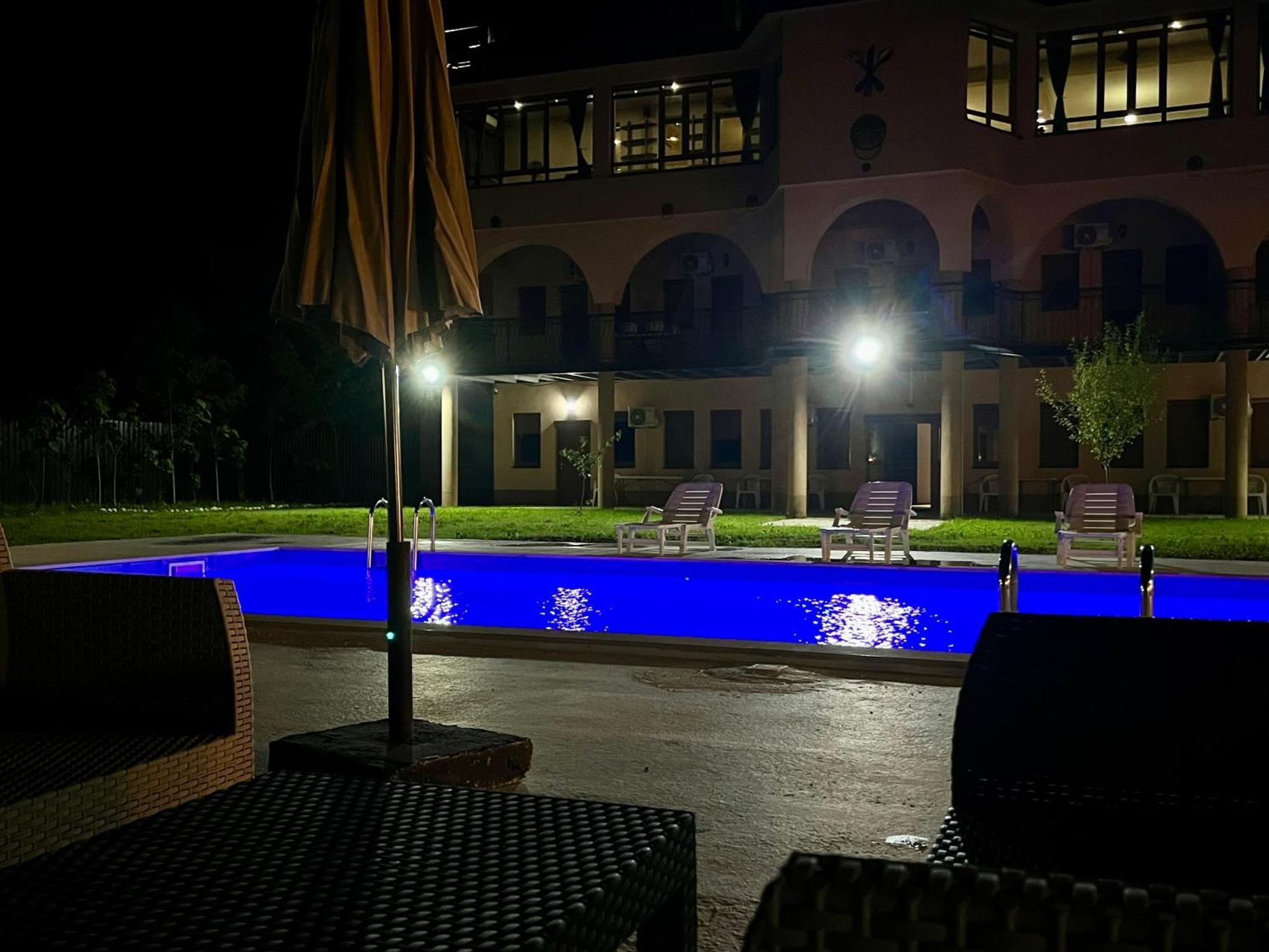 Hotel Noor Konjic Exterior foto